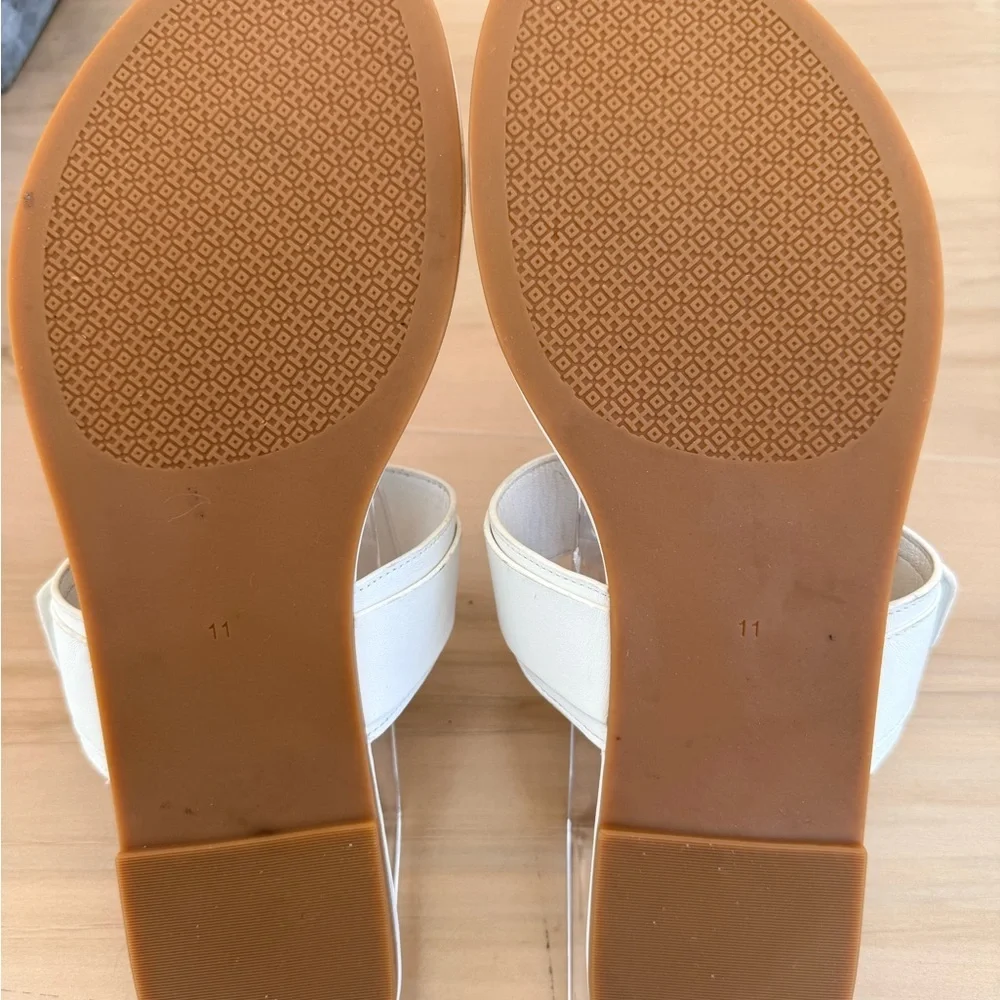 ✨ Tory Burch White Leather Buckle Thong Sandals - Size 11